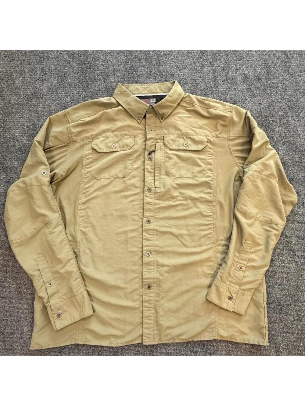 Wrangler XL men’s shirt utility pockets and roll sleeves with tabs